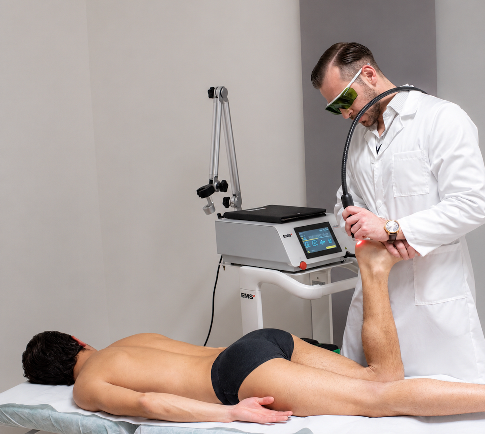 Trattamento con laser ad alta potenza